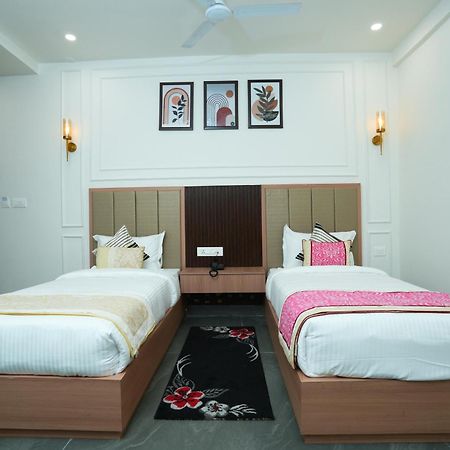 Anaya Retreat Hotel Varanasi Exterior foto