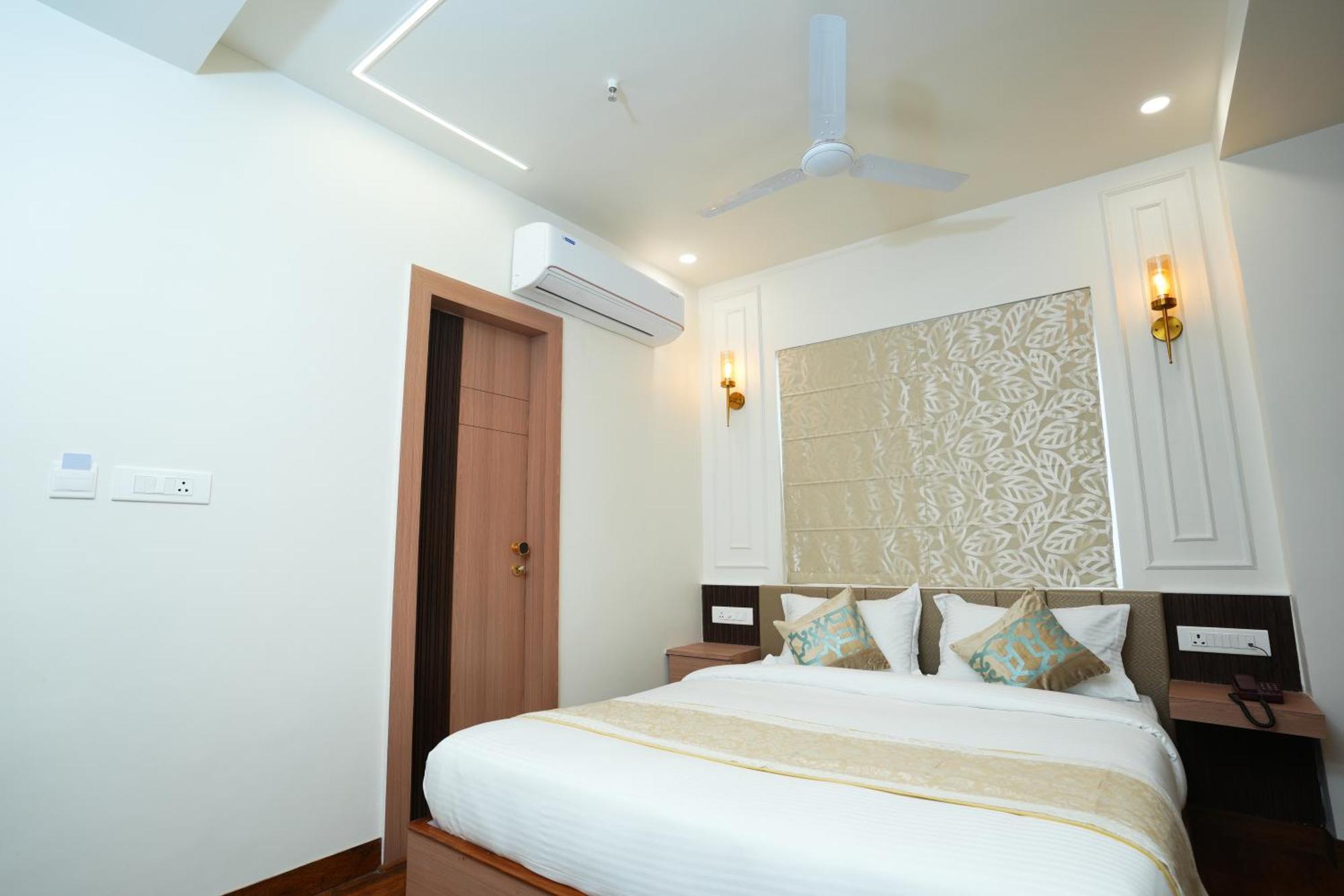 Anaya Retreat Hotel Varanasi Exterior foto