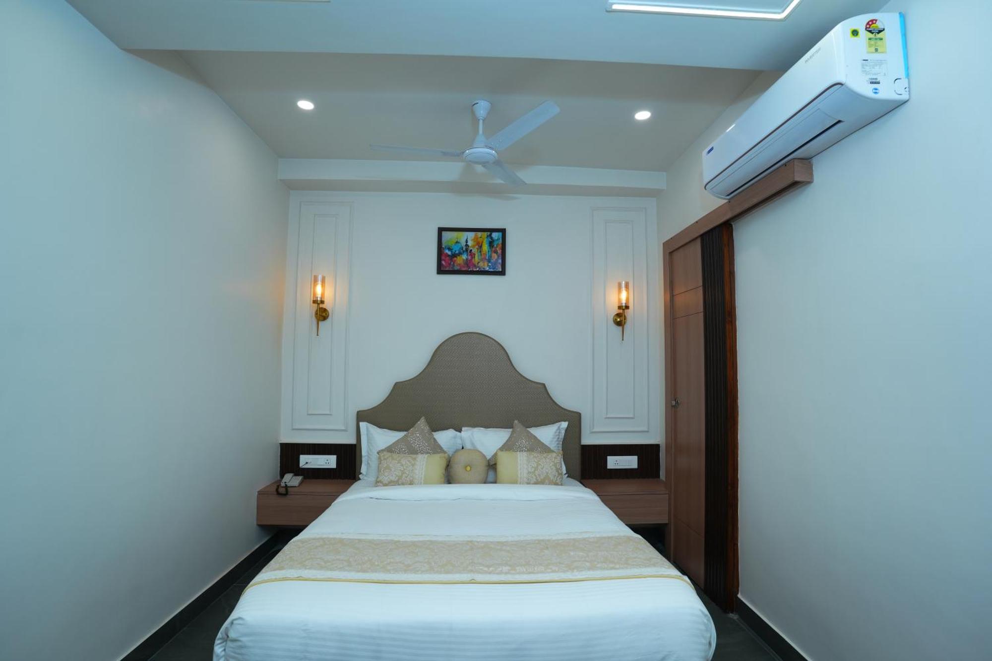 Anaya Retreat Hotel Varanasi Exterior foto