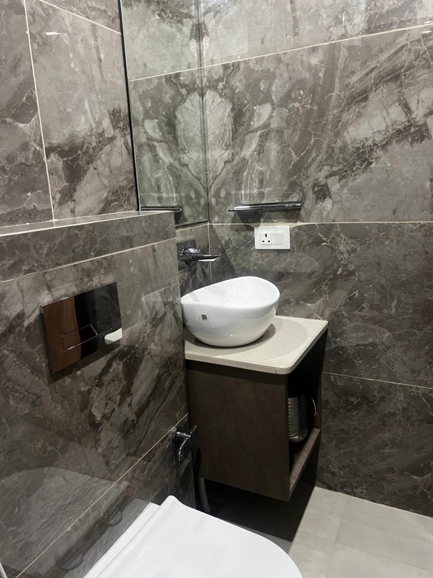 Anaya Retreat Hotel Varanasi Exterior foto